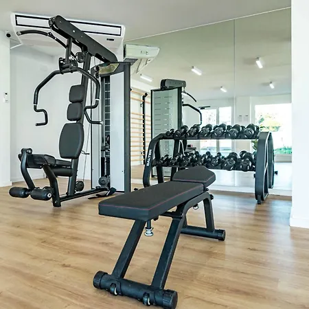 Jg51b - 3 Bedroom Flat With Gym & Rooftop Pool Marbella