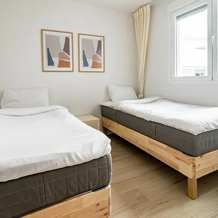Jg51b - 3 Bedroom Flat With Gym & Rooftop Pool *