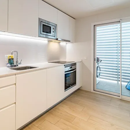 Jg51b - 3 Bedroom Flat With Gym & Rooftop Pool Marbella