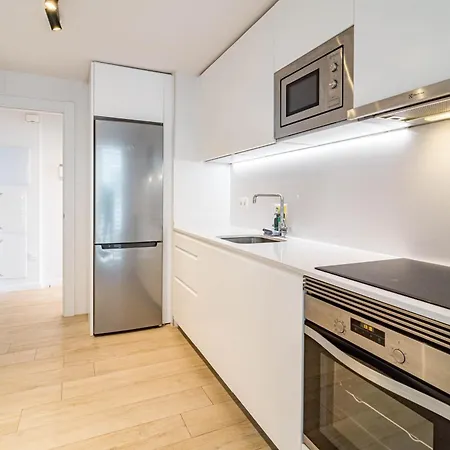 Apartment Jg51b - 3 Bedroom Flat With Gym & Rooftop Pool